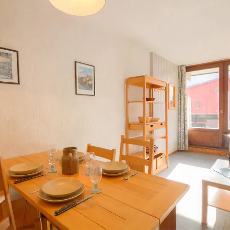 Grandes Platieres Ii-10 By Interhome Appartement Tignes
