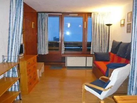 Appartement Grandes Platieres Ii-10 By Interhome