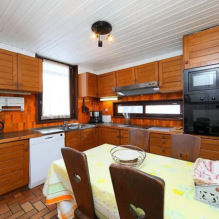 Appartement Grandes Platieres Ii-10 By Interhome *